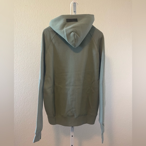 🔥NWT AUTHENTIC ESSENTIALS FEAR OF GOD HOODIE IN SYCAMORE - Size Small - Picture 8 of 10